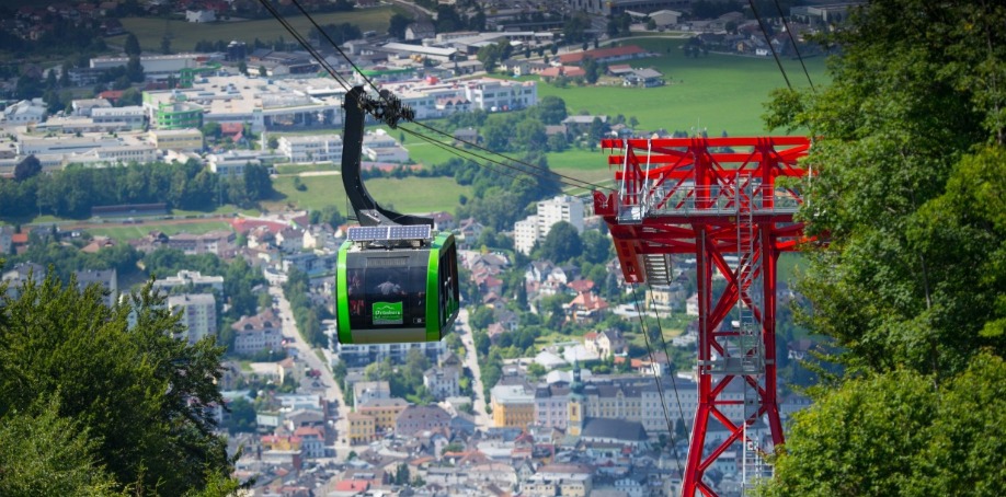 Grünbergbahn ropeway / Gmunden, Austria (reversible aerial ropeway) Grünbergbahn ropeway / Gmunden, Austria (reversible aerial ropeway)